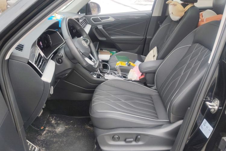 Used Volkswagen Tiguan L 2024 330TSI Automatic Two-Wheel Drive R-Line Enhanced Edition Left Front Seat