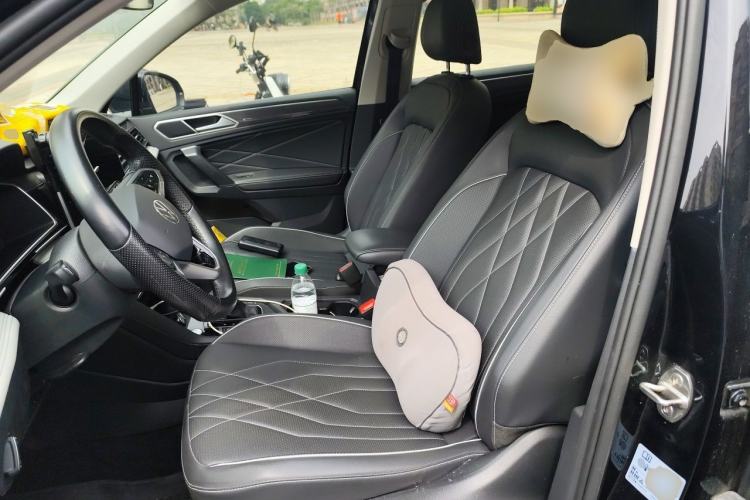 Used Volkswagen Tiguan L 2024 330TSI Automatic Two-Wheel Drive R-Line Enhanced Edition Left Front Seat