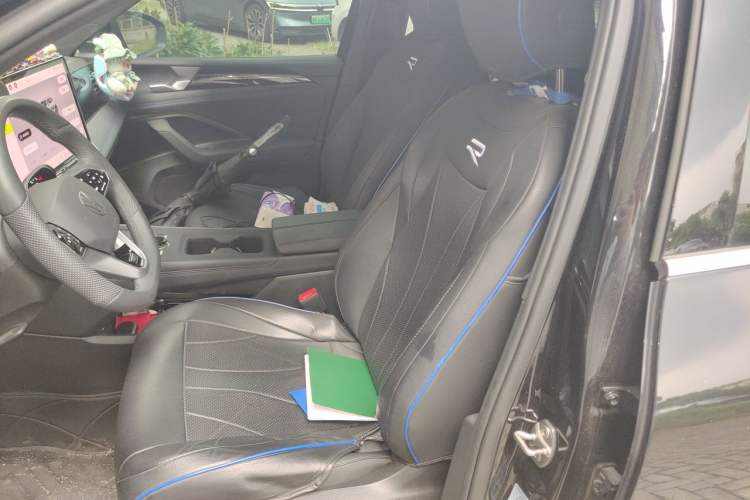 Used Volkswagen Tiguan L 2024 PRO 330TSI Two-Wheel Drive R-Line Smart Edition Left Front Seat