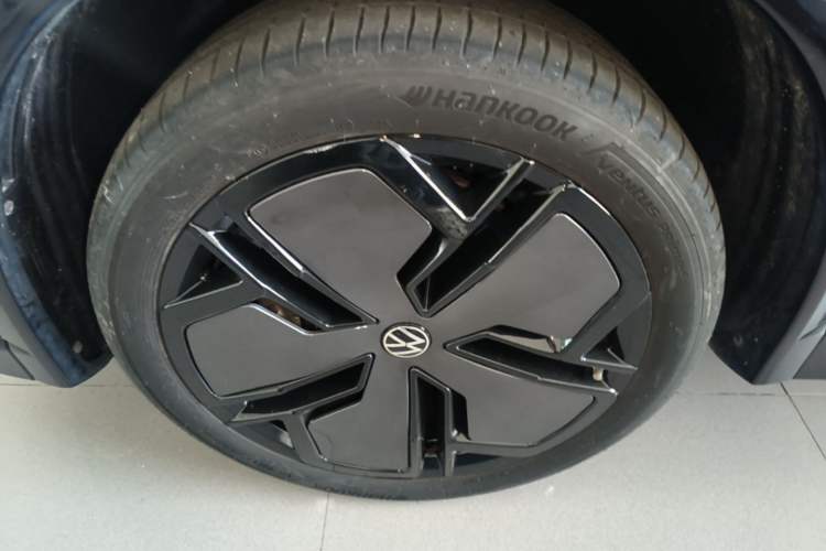Used Volkswagen Tiguan L 2024 PRO 380TSI Four-Wheel Drive R-Line Prestige Edition Left Front Wheel Hub