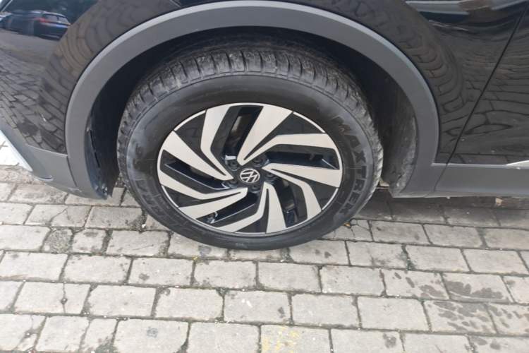 Used Volkswagen Tiguan L 2024 300TSI Automatic Two-Wheel Drive Smart Edition Left Front Wheel Hub