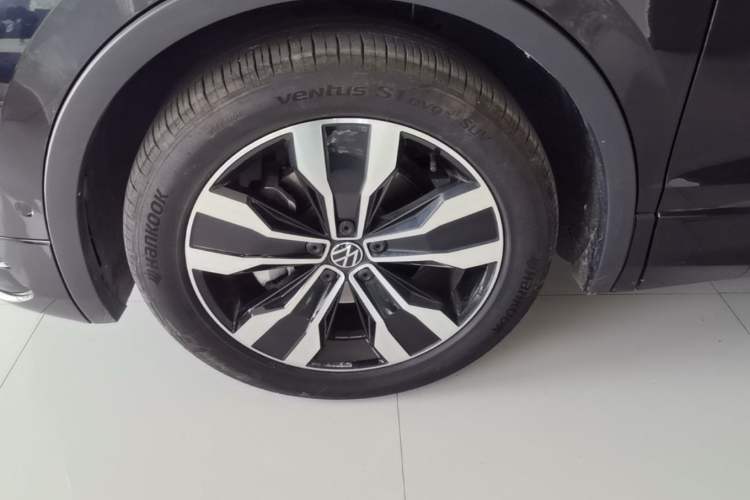 Used Volkswagen Tiguan L 2024 330TSI Automatic Two-Wheel Drive R-Line Enhanced Edition Left Front Wheel Hub