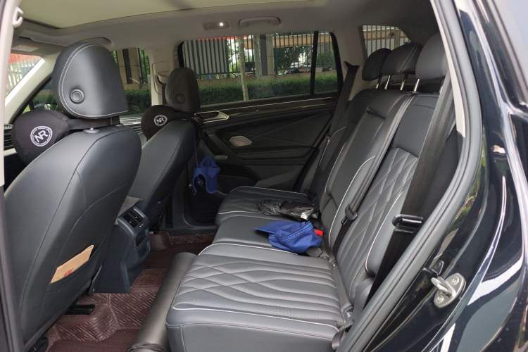 Used Volkswagen Tiguan L 2024 300TSI Automatic Two-Wheel Drive Smart Edition Left Rear Seat