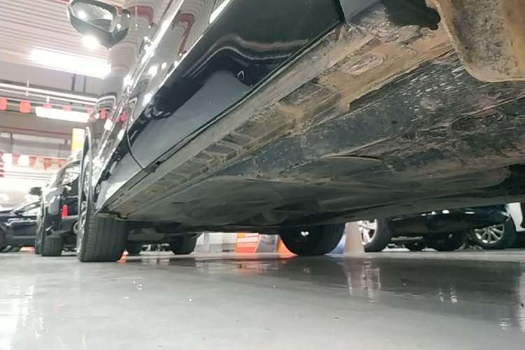 Used Volkswagen Tiguan L 2024 330TSI Automatic Two-Wheel Drive R-Line Enhanced Edition Left Side Sill