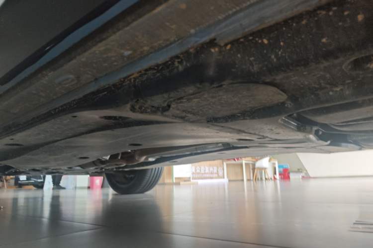 Used Volkswagen Tiguan L 2024 PRO 380TSI Four-Wheel Drive R-Line Prestige Edition Left Side Sill