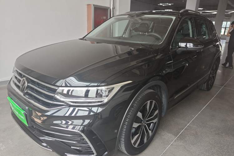 Used Volkswagen Tiguan L 2024 Outstanding Model 330TSI Automatic Two-Wheel Drive R-Line Dragon Glory Edition Guazi used car, China used car export, Used car for sale, Used cars, Cheapest cars for sale