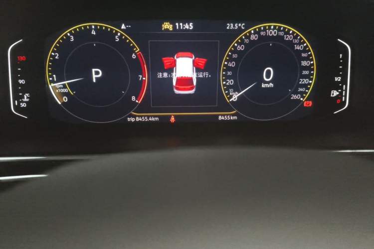 Used Volkswagen Tiguan L 2024 Outstanding Model 300TSI Automatic Two-Wheel Drive Longteng Edition Odometer Close Up