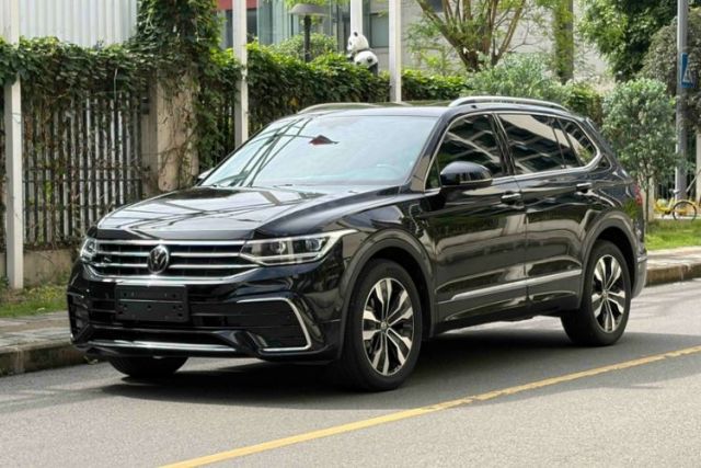 Ojetý Volkswagen Tiguan L 2024 Outstanding Model 330TSI Automatic Two-Wheel Drive R-Line Dragon Glory Edition