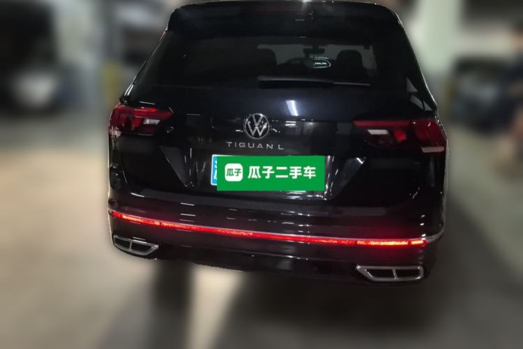Used Volkswagen Tiguan L 2024 Outstanding Model 330TSI Automatic Two-Wheel Drive R-Line Dragon Glory Edition Rear
