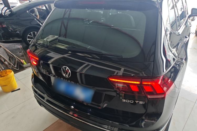 Used Volkswagen Tiguan L 2024 Outstanding Model 300TSI Automatic Two-Wheel Drive Longteng Edition Rear