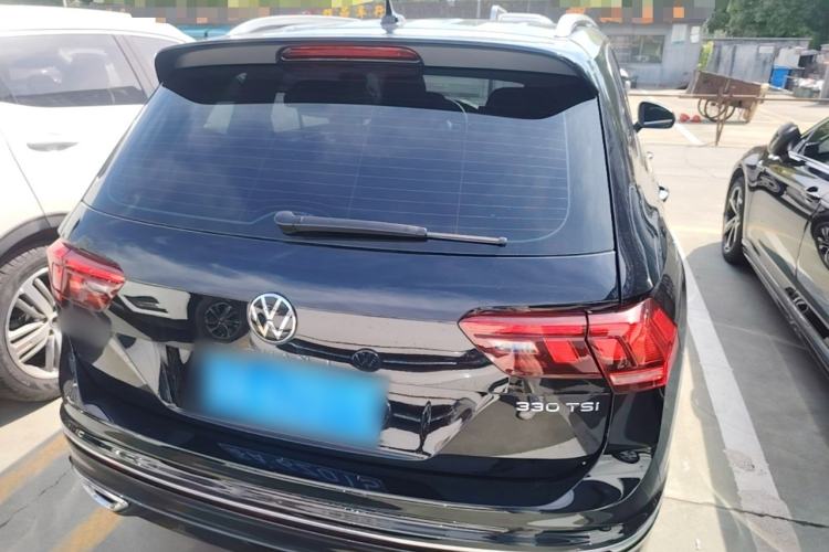 Used Volkswagen Tiguan L 2024 Outstanding Model 330TSI Automatic Two-Wheel Drive R-Line Dragon Glory Edition Rear
