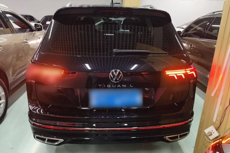 Used Volkswagen Tiguan L 2024 330TSI Automatic Two-Wheel Drive R-Line Enhanced Edition Rear