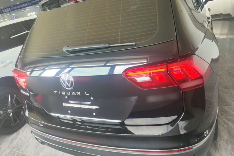 Used Volkswagen Tiguan L 2024 Outstanding Model 300TSI Automatic Two-Wheel Drive Longteng Edition Rear