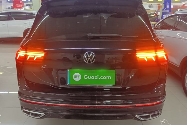 Used Volkswagen Tiguan L 2024 330TSI Automatic Two-Wheel Drive R-Line Enhanced Edition Rear