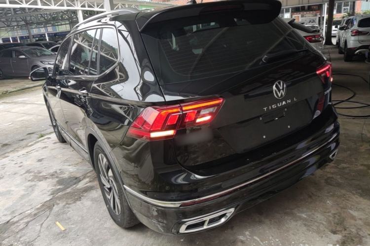 Used Volkswagen Tiguan L 2024 Outstanding Model 330TSI Automatic Two-Wheel Drive R-Line Dragon Glory Edition Rear Left 45 Deg