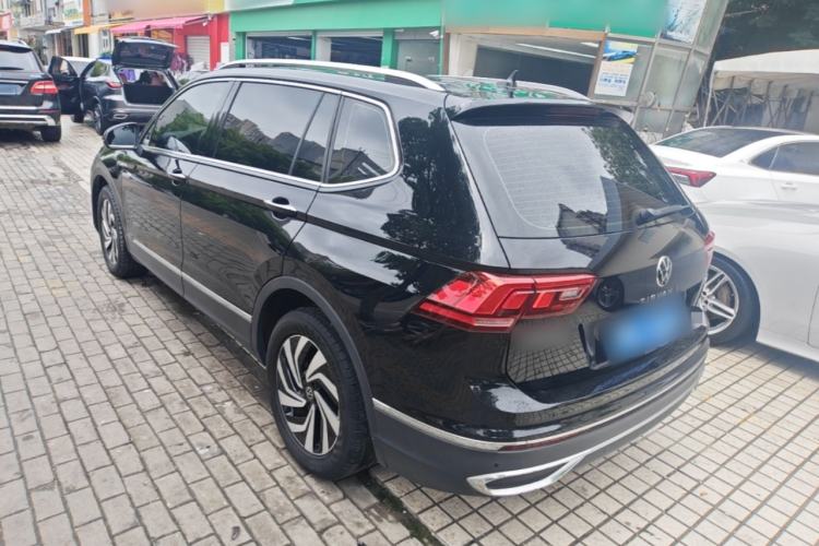 Used Volkswagen Tiguan L 2024 300TSI Automatic Two-Wheel Drive Smart Edition Rear Left 45 Deg