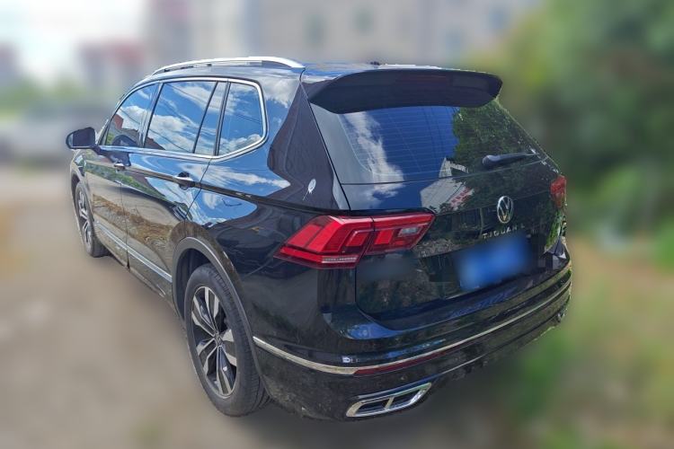 Used Volkswagen Tiguan L 2024 Outstanding Model 330TSI Automatic Two-Wheel Drive R-Line Dragon Glory Edition Rear Left 45 Deg