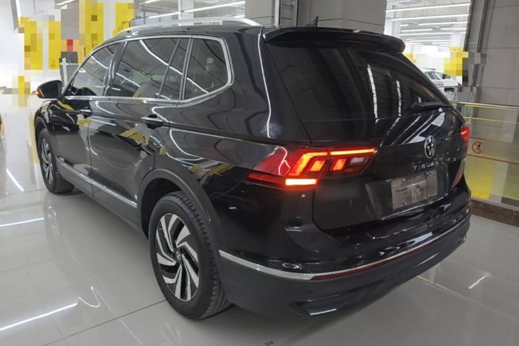 Used Volkswagen Tiguan L 2024 300TSI Automatic Two-Wheel Drive Smart Edition Rear Left 45 Deg