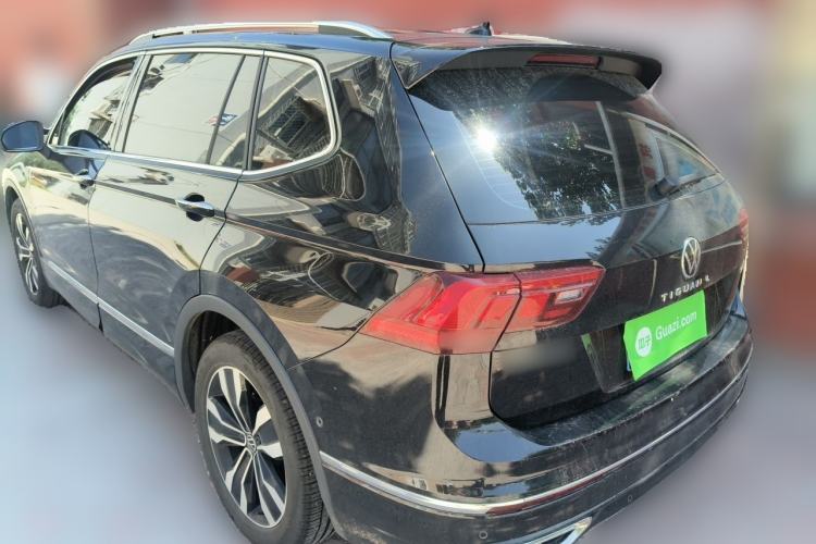 Used Volkswagen Tiguan L 2024 Outstanding Model 330TSI Automatic Two-Wheel Drive R-Line Dragon Glory Edition Rear Left 45 Deg