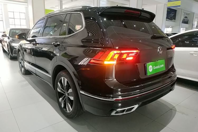 Used Volkswagen Tiguan L 2024 Outstanding Model 330TSI Automatic Two-Wheel Drive R-Line Dragon Glory Edition Rear Left 45 Deg