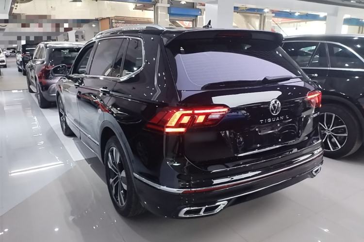 Used Volkswagen Tiguan L 2024 Outstanding Model 330TSI Automatic Two-Wheel Drive R-Line Dragon Glory Edition Rear Left 45 Deg