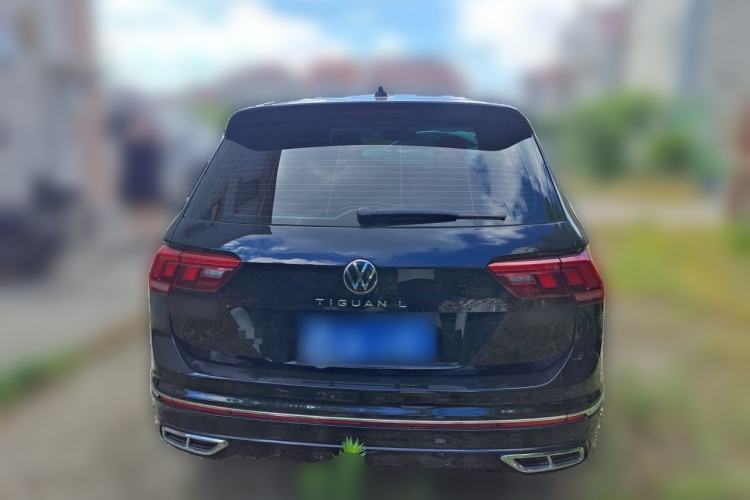 Used Volkswagen Tiguan L 2024 Outstanding Model 330TSI Automatic Two-Wheel Drive R-Line Dragon Glory Edition Rear