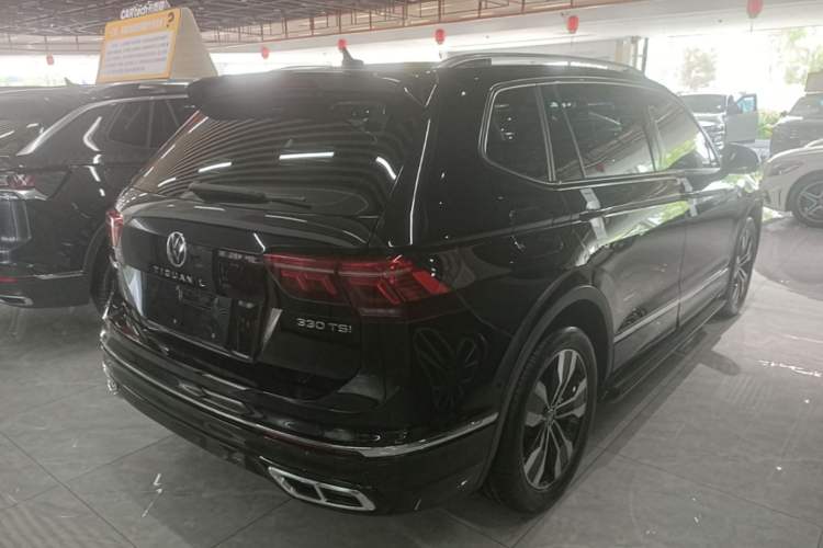 Used Volkswagen Tiguan L 2024 330TSI Automatic Two-Wheel Drive R-Line Enhanced Edition Rear Right 45 Deg
