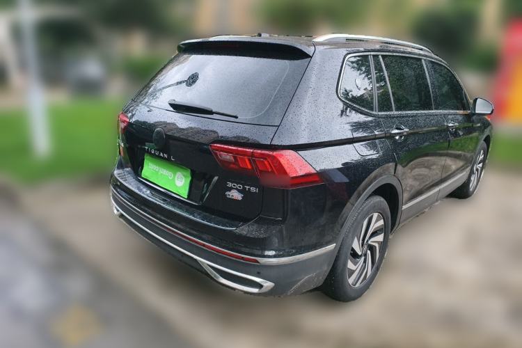Used Volkswagen Tiguan L 2024 300TSI Automatic Two-Wheel Drive Smart Edition Rear Right 45 Deg