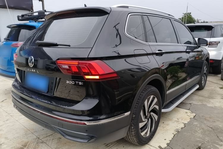 Used Volkswagen Tiguan L 2024 300TSI Automatic Two-Wheel Drive Smart Edition Rear Right 45 Deg