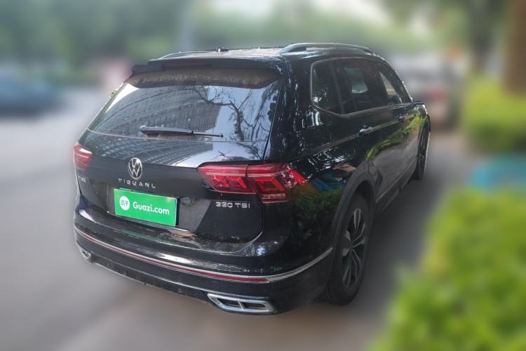 Used Volkswagen Tiguan L 2024 330TSI Automatic Two-Wheel Drive R-Line Enhanced Edition Rear Right 45 Deg