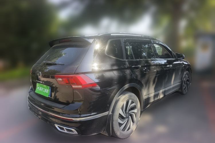 Used Volkswagen Tiguan L 2024 Outstanding Model 330TSI Automatic Two-Wheel Drive R-Line Dragon Glory Edition Rear Right 45 Deg