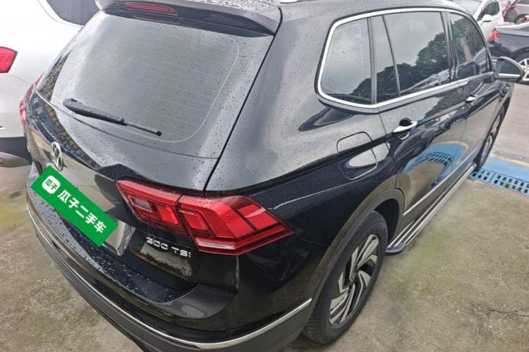 Used Volkswagen Tiguan L 2024 Outstanding Model 300TSI Automatic Two-Wheel Drive Longteng Edition Rear Right 45 Deg