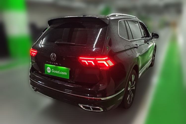 Used Volkswagen Tiguan L 2024 330TSI Automatic Two-Wheel Drive R-Line Enhanced Edition Rear Right 45 Deg