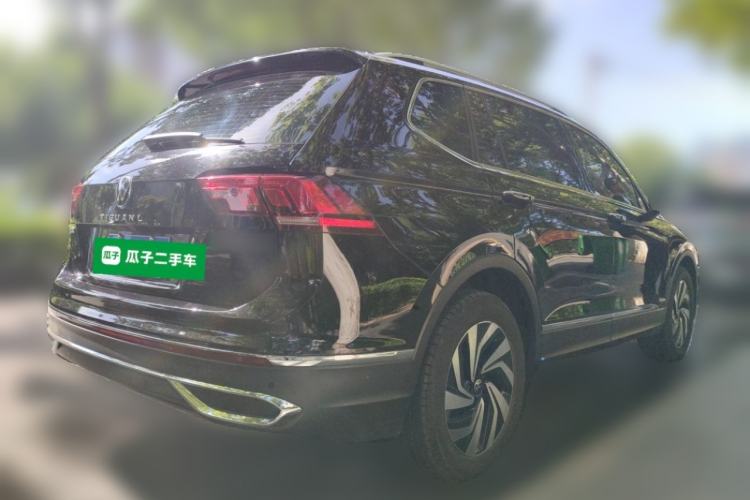 Used Volkswagen Tiguan L 2024 300TSI Automatic Two-Wheel Drive Smart Edition Rear Right 45 Deg