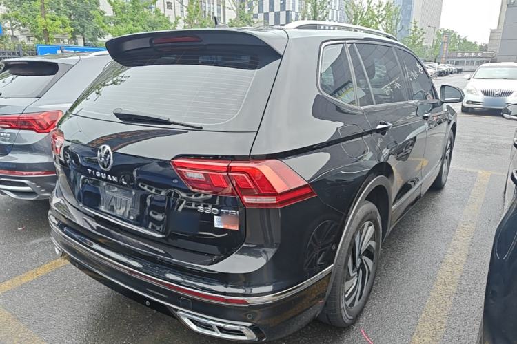 Used Volkswagen Tiguan L 2024 Outstanding Model 330TSI Automatic Two-Wheel Drive R-Line Dragon Glory Edition Rear Right 45 Deg