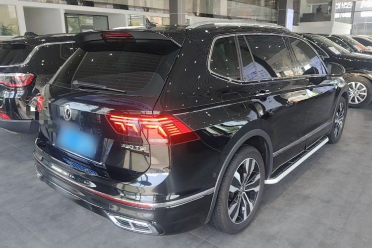 Used Volkswagen Tiguan L 2024 330TSI Automatic Two-Wheel Drive R-Line Enhanced Edition Rear Right 45 Deg