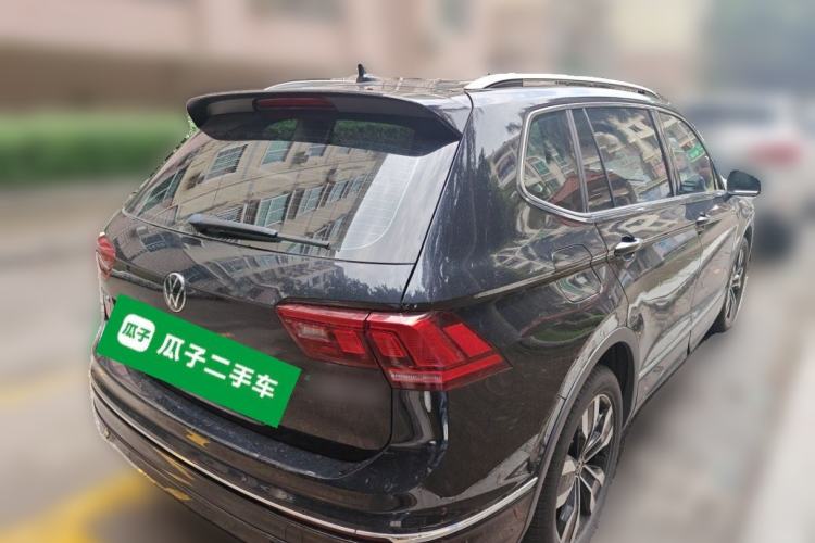 Used Volkswagen Tiguan L 2024 Outstanding Model 330TSI Automatic Two-Wheel Drive R-Line Dragon Glory Edition Rear Right 45 Deg