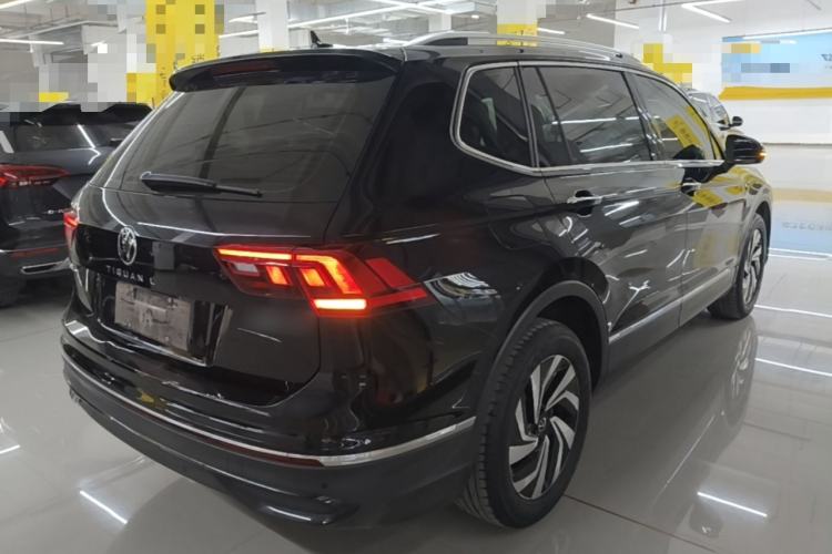 Used Volkswagen Tiguan L 2024 300TSI Automatic Two-Wheel Drive Smart Edition Rear Right 45 Deg