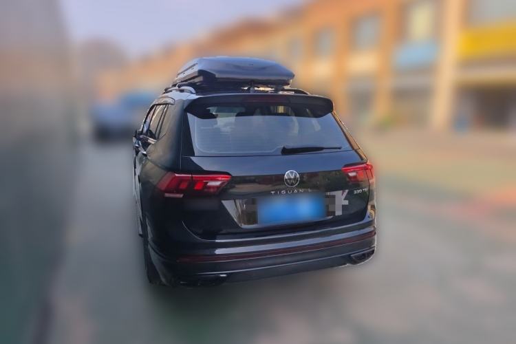 Used Volkswagen Tiguan L 2024 Outstanding Model 330TSI Automatic Two-Wheel Drive R-Line Dragon Glory Edition Rear Right 45 Deg