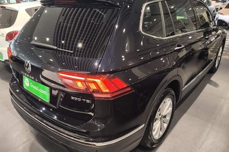 Used Volkswagen Tiguan L 2024 Outstanding Model 300TSI Automatic Two-Wheel Drive Longteng Edition Rear Right 45 Deg