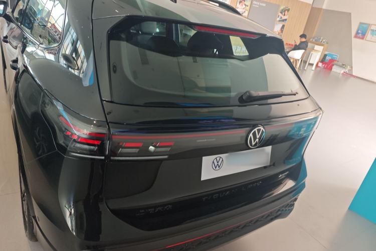 Used Volkswagen Tiguan L 2024 PRO 380TSI Four-Wheel Drive R-Line Prestige Edition Rear