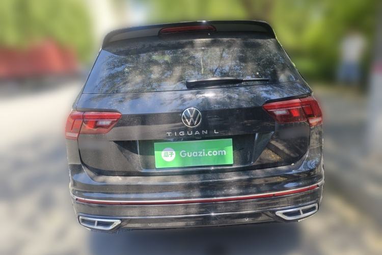 Used Volkswagen Tiguan L 2024 Outstanding Model 330TSI Automatic Two-Wheel Drive R-Line Dragon Glory Edition Rear