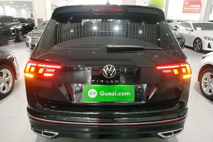 Used Volkswagen Tiguan L 2024 Outstanding Model 330TSI Automatic Two-Wheel Drive R-Line Dragon Glory Edition Rear