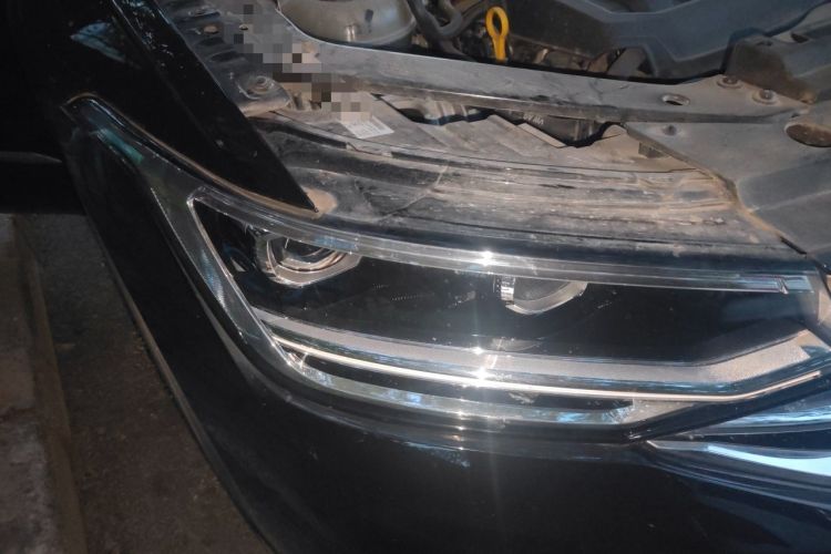 Used Volkswagen Tiguan L 2024 330TSI Automatic Two-Wheel Drive R-Line Enhanced Edition Right Front Headlight