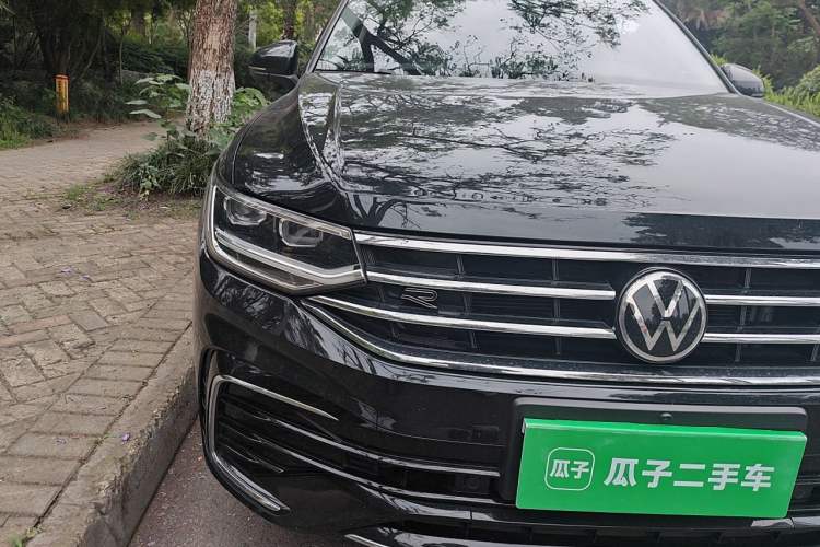 Used Volkswagen Tiguan L 2024 330TSI Automatic Two-Wheel Drive R-Line Enhanced Edition Right Front Headlight