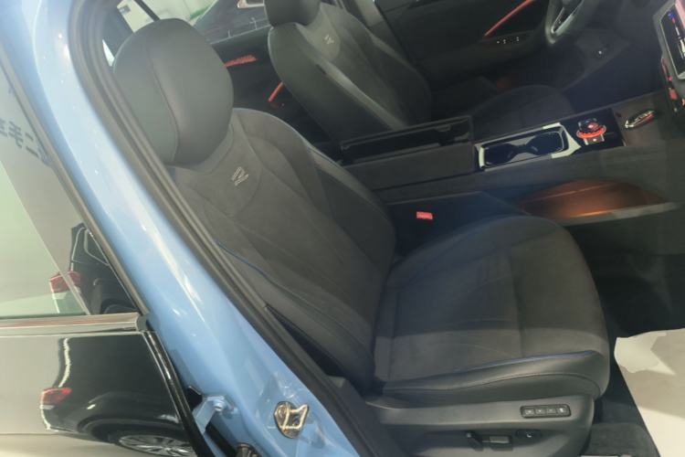Used Volkswagen Tiguan L 2024 PRO 380TSI Four-Wheel Drive R-Line Prestige Edition Right Front Seat