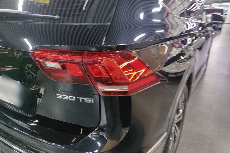 Used Volkswagen Tiguan L 2024 330TSI Automatic Two-Wheel Drive R-Line Enhanced Edition Right Rear Taillight