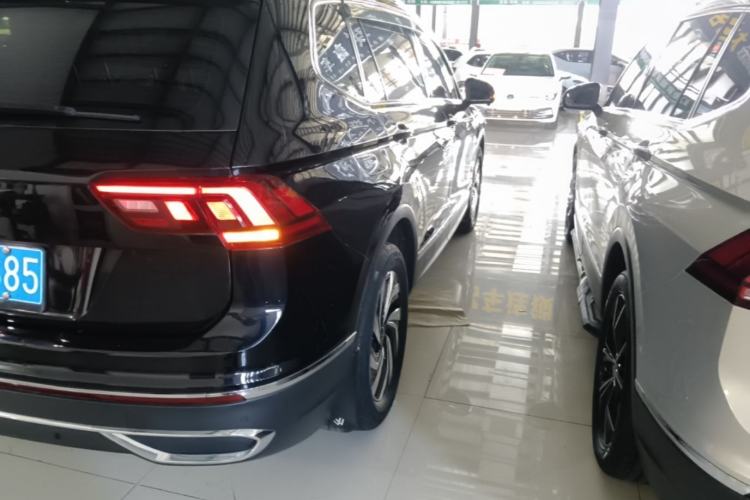 Used Volkswagen Tiguan L 2024 300TSI Automatic Two-Wheel Drive Smart Edition Right Rear Taillight