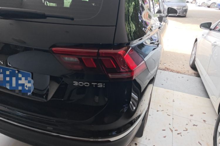 Used Volkswagen Tiguan L 2024 300TSI Automatic Two-Wheel Drive Smart Edition Right Rear Taillight