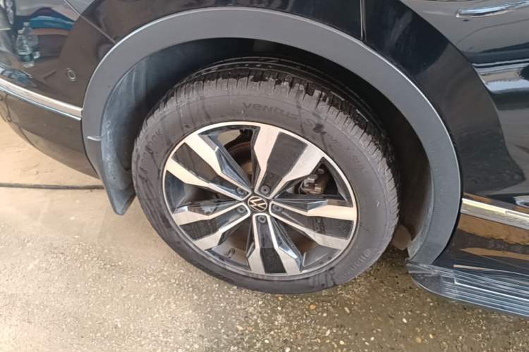 Used Volkswagen Tiguan L 2024 330TSI Automatic Two-Wheel Drive R-Line Enhanced Edition Right Rear Wheel Hub